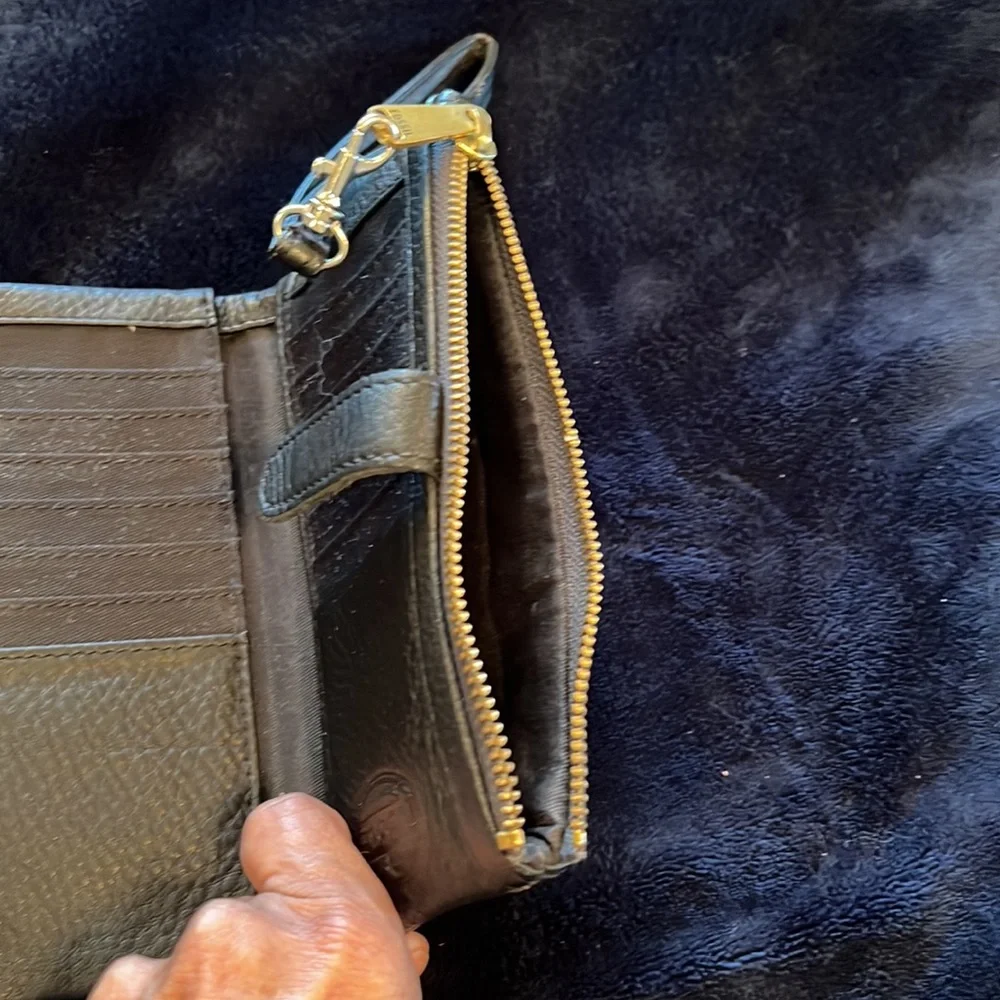 FOSSIL BIFOLD CLUTCH/WALLET - Picture 6 of 12
